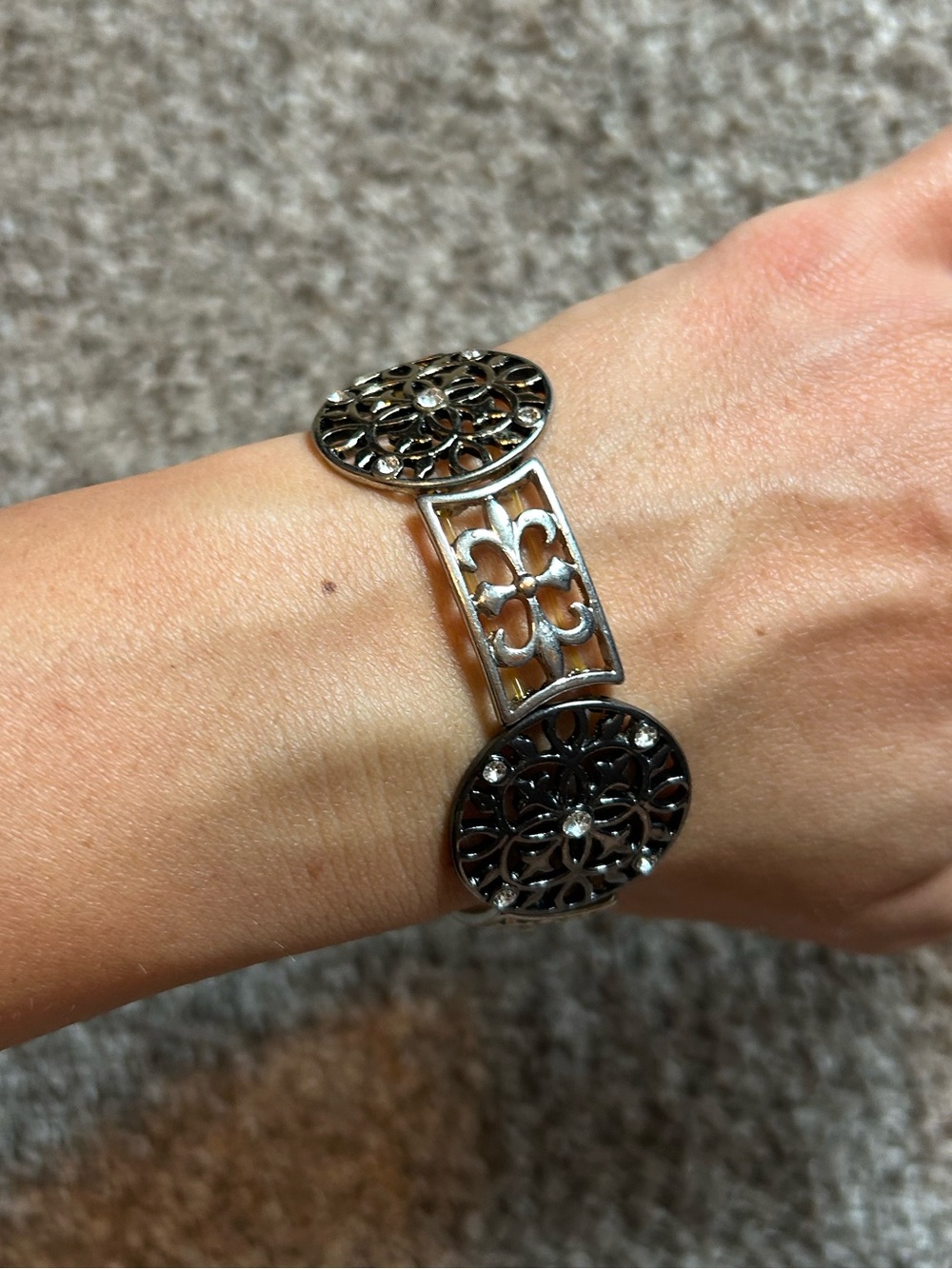 Silver Filigree Circle Link Bracelet - Women Jewelry